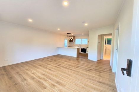Photo of property in 34 Camelot Place, Glenfield, Auckland, 0629