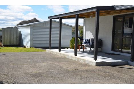 Photo of property in 16 Syme Crescent, Kawerau, 3127