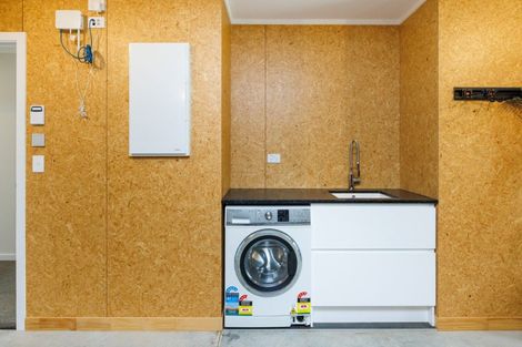 Photo of property in 117 Kingsdale Park Drive, Aokautere, Palmerston North, 4471