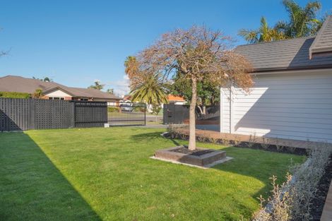Photo of property in 4 Aranui Drive, Papamoa Beach, Papamoa, 3118