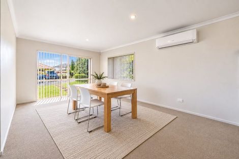 Photo of property in 44a Crossandra Drive, Mangere, Auckland, 2022
