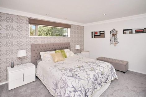 Photo of property in 10 Tawa Place, Parklands, Christchurch, 8083