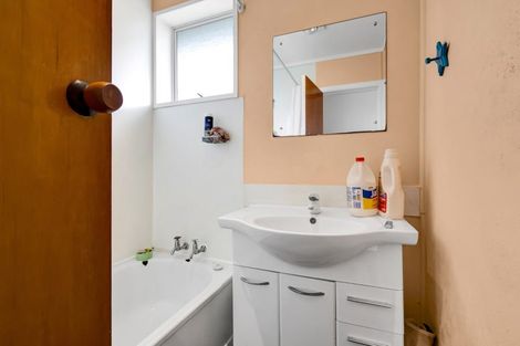 Photo of property in 19 Rangitake Drive, Spotswood, New Plymouth, 4310