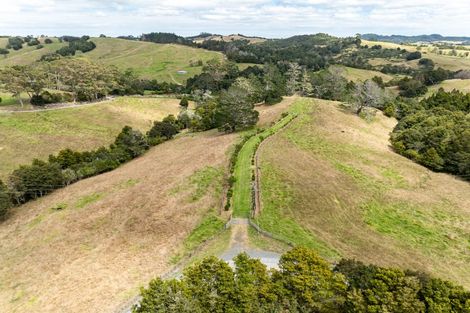 Photo of property in 135 Central Road, Mareretu, Maungaturoto, 0571