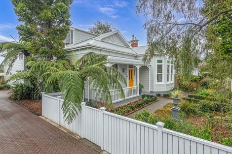 Photo of property in 6 Summerhays Street, Terrace End, Palmerston North, 4410
