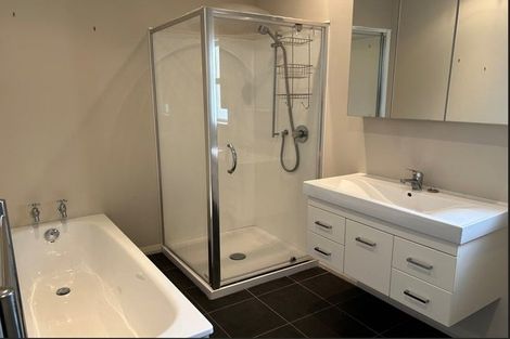 Photo of property in 52 Kempton Street, Greytown, 5712