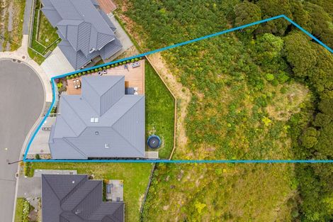 Photo of property in 22 Topsail Way, Whitby, Porirua, 5024