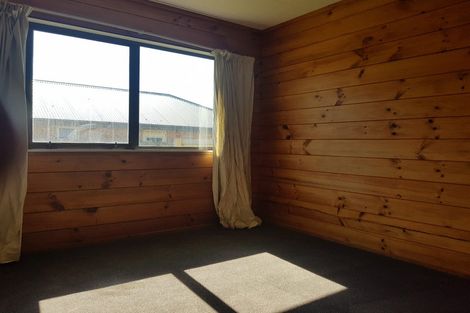 Photo of property in 17 Centennial Avenue, Riccarton, Christchurch, 8041