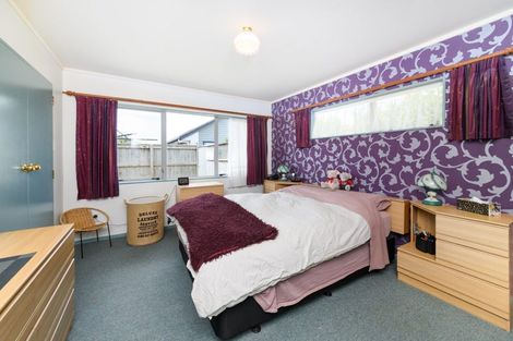 Photo of property in 104 Roberts Line, Kelvin Grove, Palmerston North, 4414
