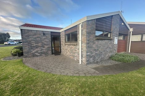 Photo of property in Puriri Village, 16/3 Puriri Street, Mount Maunganui, 3116