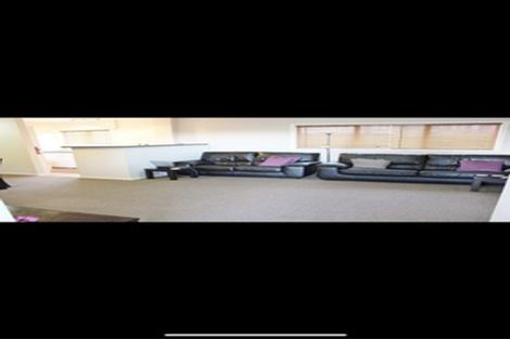 Photo of property in 1/9-11 Masterton Road, Rothesay Bay, Auckland, 0630