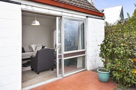Photo of property in 1/102 Knowles Street, Saint Albans, Christchurch, 8052