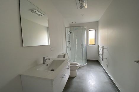 Photo of property in 9 Poutawa Lane, Clarks Beach, 2122