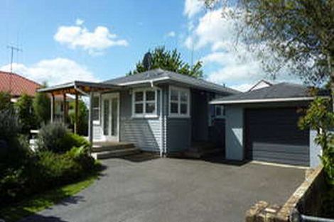 Photo of property in 8 Balloch Street, Fairfield, Hamilton, 3214