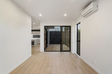 Photo of property in 24a Killarney Avenue, Torbay, Auckland, 0630