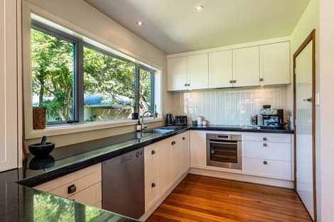 Photo of property in 44 Sevenoaks Drive, Bryndwr, Christchurch, 8053