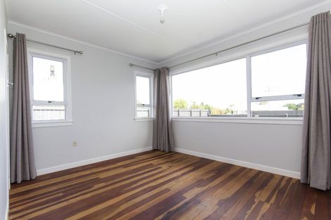 Photo of property in 63 Terou Street, Manaia, 4612