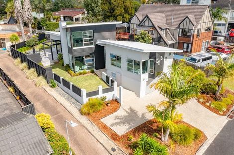 Photo of property in 357 Royal Road, Massey, Auckland, 0614
