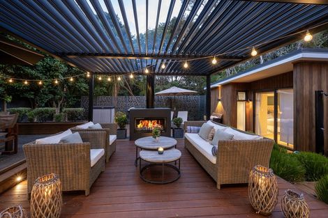 Photo of property in 5 Titiwai Place, Birkenhead, Auckland, 0626