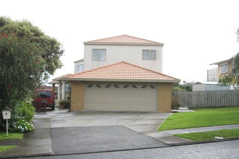 Photo of property in 3 Chevis Place, Pakuranga, Auckland, 2010