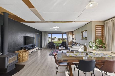 Photo of property in 153 Inland Road North, Tikorangi, Waitara, 4383