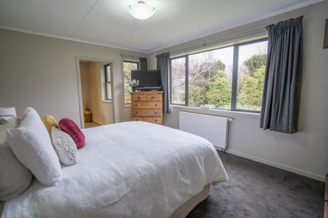 Photo of property in 787 Te Anau Mossburn Highway, Hillside, Te Anau, 9672