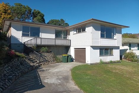 Photo of property in 8 Timaru Grove, Kelson, Lower Hutt, 5010
