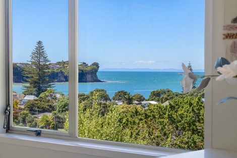 Photo of property in 45 Cochrane Avenue, Arkles Bay, Whangaparaoa, 0932