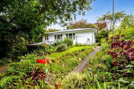 Photo of property in 1 High Road, Hawera, 4610