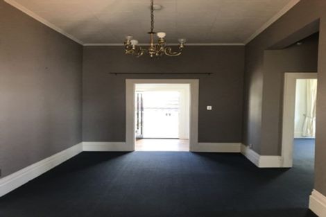 Photo of property in 7a Hawker Street, Mount Victoria, Wellington, 6011