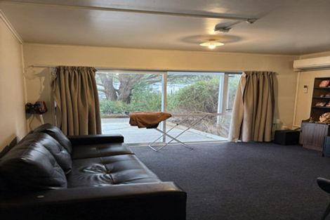 Photo of property in 95 Farmer Crescent, Taita, Lower Hutt, 5011