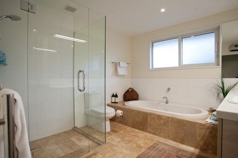 Photo of property in 24 Augusta Street, Redcliffs, Christchurch, 8081