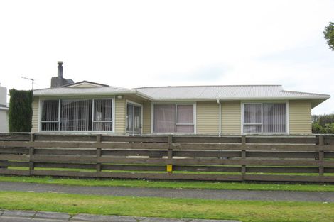 Photo of property in 4 Kauri Street, Inglewood, 4330