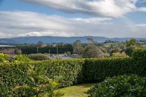 Photo of property in 2 Lynley Park Drive, Omokoroa, 3114
