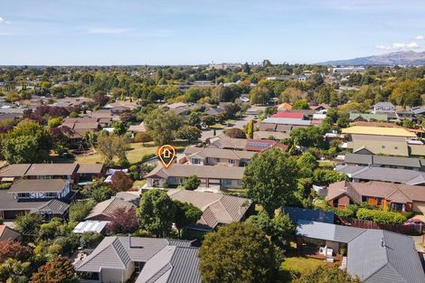 Photo of property in 2/21 Montclare Avenue, Ilam, Christchurch, 8041