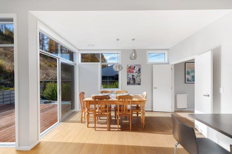 Photo of property in 12 Morepork Way, Arthurs Point, Queenstown, 9371