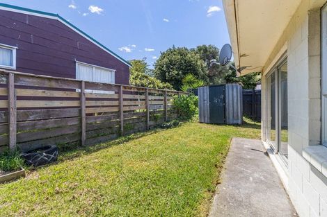 Photo of property in 2/124 Ngamotu Road, Spotswood, New Plymouth, 4310