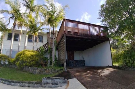 Photo of property in 10 Aralia Road, Sunnynook, Auckland, 0620