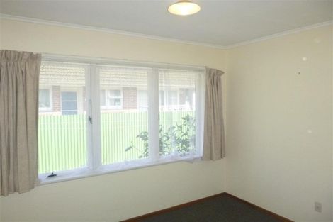 Photo of property in Rosalie Flats, 4/1034 Fergusson Drive, Clouston Park, Upper Hutt, 5018