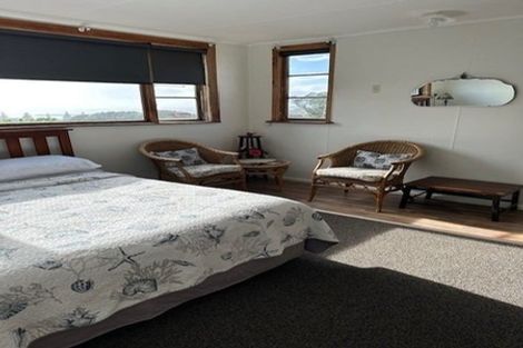 Photo of property in 58 Pioneer Road, Moturoa, New Plymouth, 4310