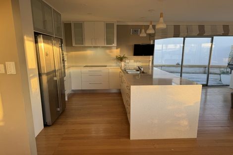 Photo of property in 2/17 Commodore Parry Road, Castor Bay, Auckland, 0620