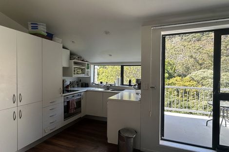 Photo of property in 29 Lawson Place, Mount Victoria, Wellington, 6011