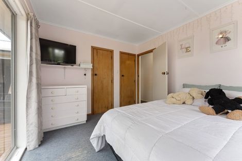 Photo of property in 24 Hunter Street, Normanby, Hawera, 4614