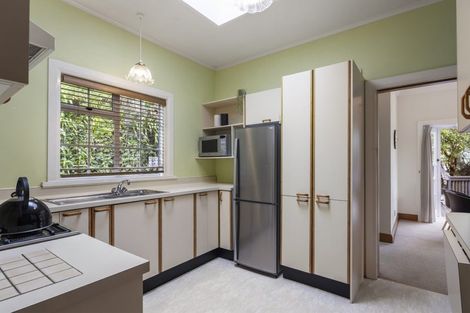 Photo of property in 32 Harland Street, Brooklyn, Wellington, 6021