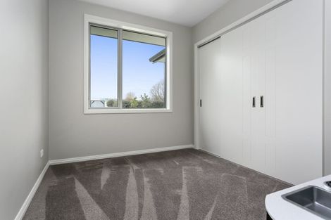 Photo of property in 129 Saint Kilda Road, Cambridge, 3434