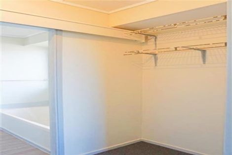 Photo of property in 3 Justamere Place, Weymouth, Auckland, 2103