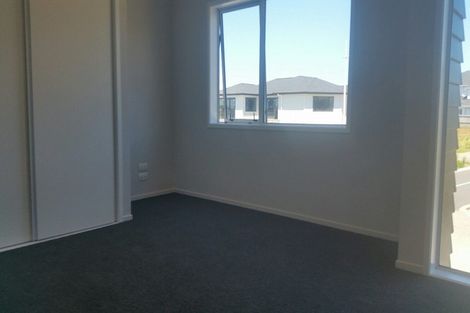 Photo of property in 2b Makura Road, Long Bay, Auckland, 0630