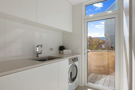 Photo of property in 117 Main Road, Redcliffs, Christchurch, 8081