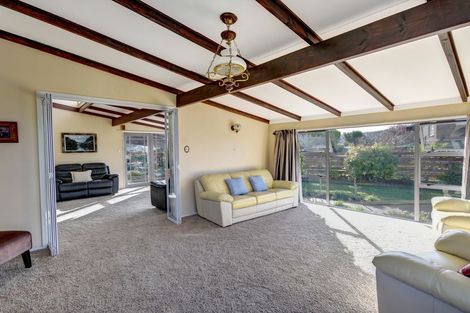 Photo of property in 8 Estuary Crescent, Fairfield, Dunedin, 9018