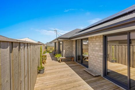 Photo of property in 25 Chris Drive, Rolleston, 7614